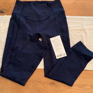 Lululemon all the right places crop sz 6